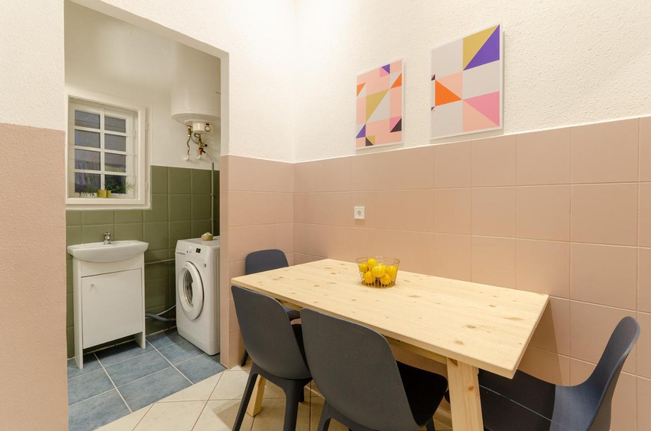 Cosy Apartment In Central District. Budapeste Exterior foto